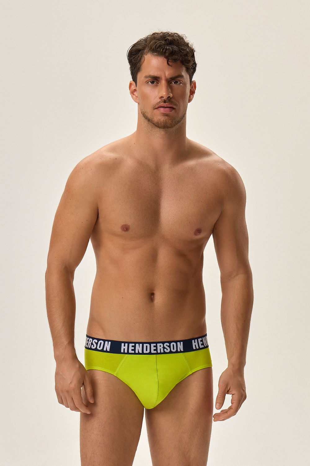 Kelnaitės Henderson
