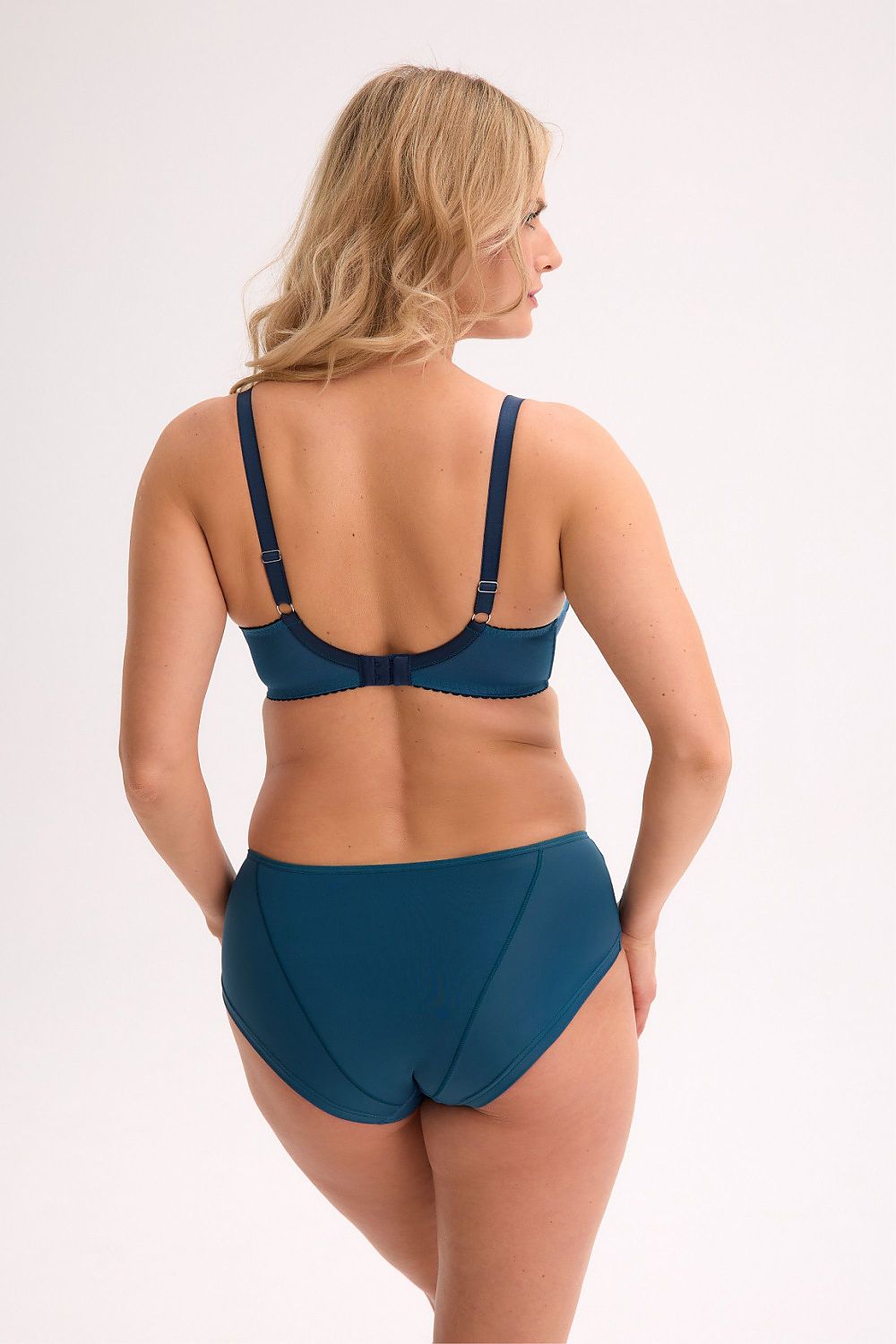 Pusiau minkštas model 221772 Gaia