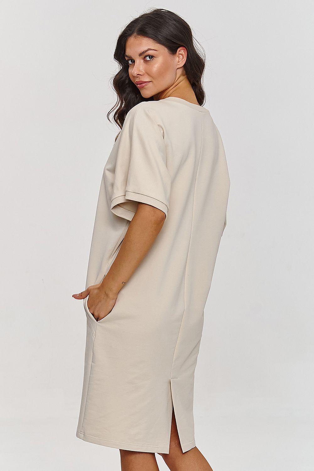  Dieninė suknelė model 209593 Makadamia 