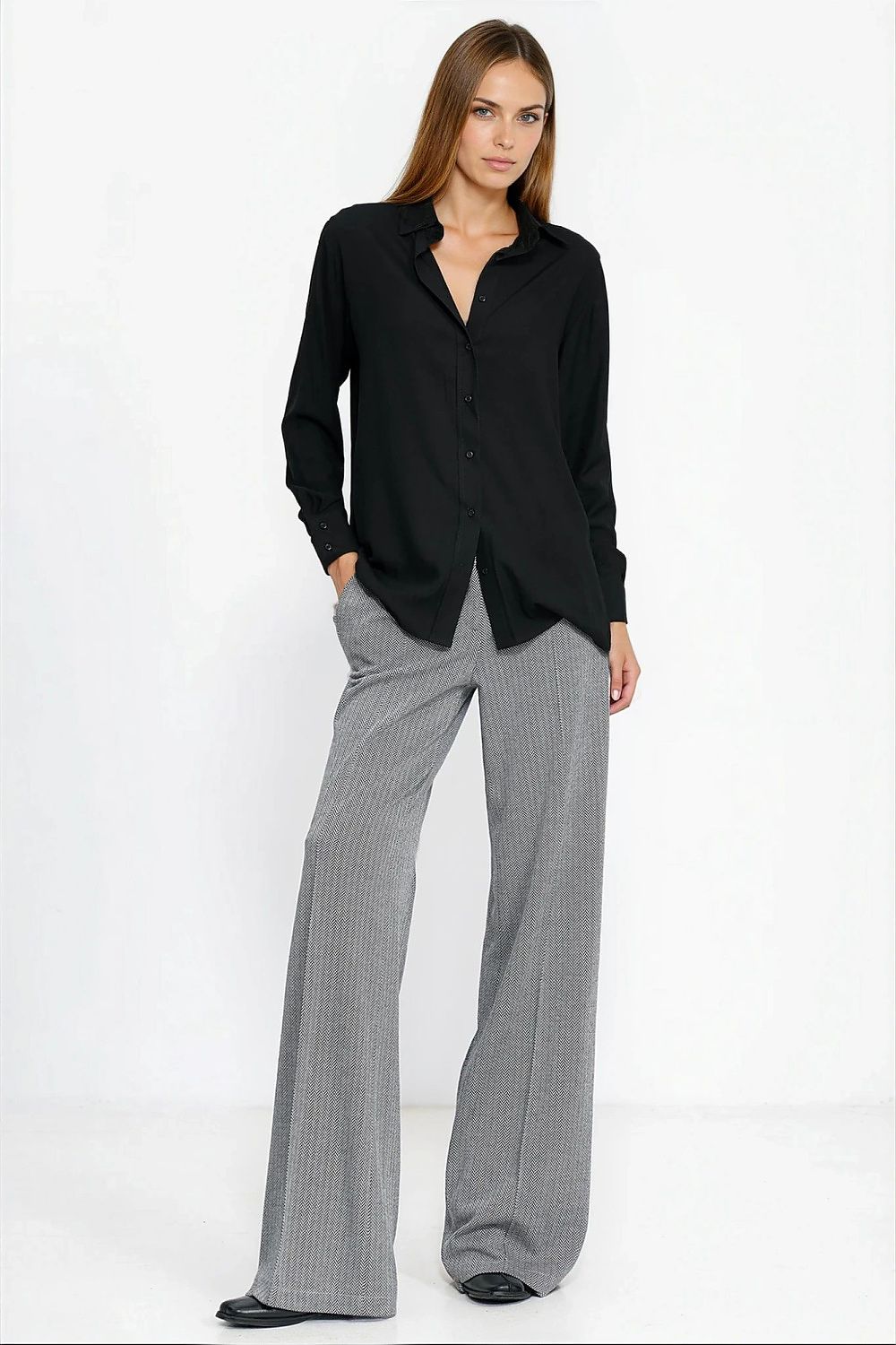  Marškiniai ilgomis rankovėmis model 221217 Nife 